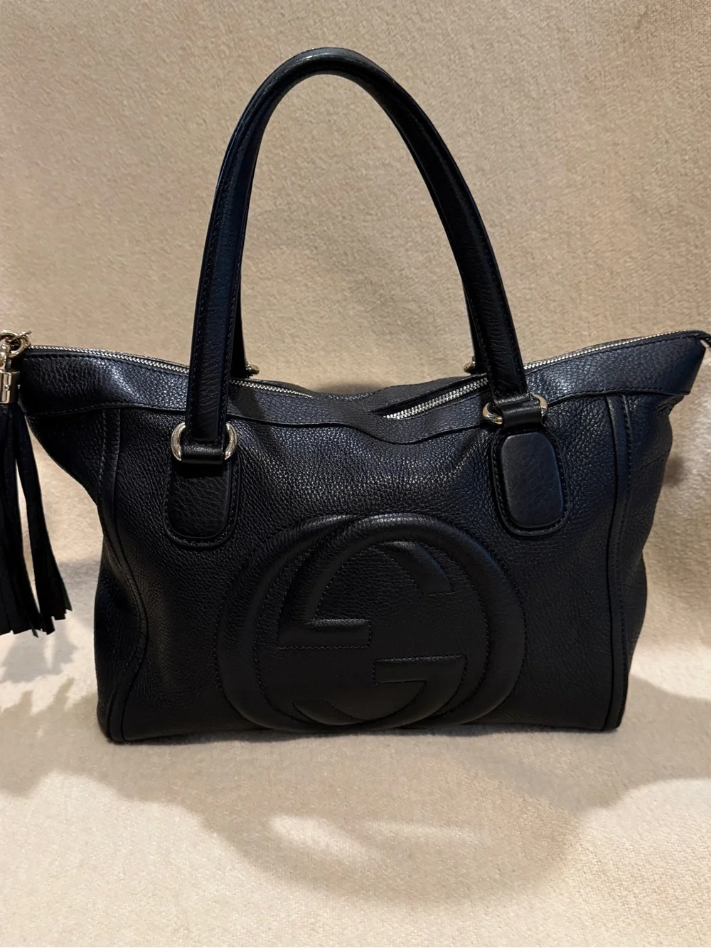 Gucci Black Pebbled Leather Embossed Double G Detail